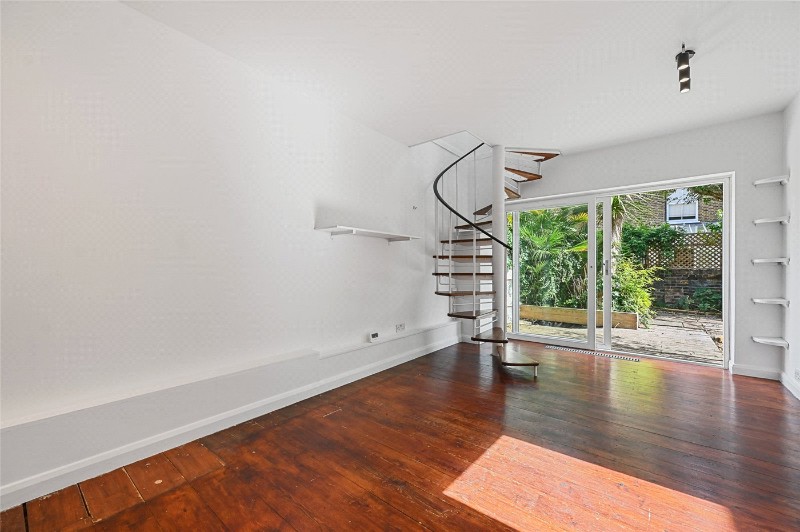 Godolphin Road, London, W12