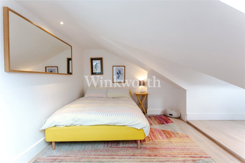 Duckett Road, London, N4