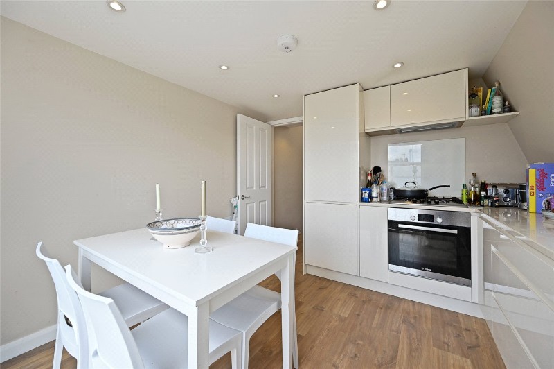 Ormiston Grove, London, W12