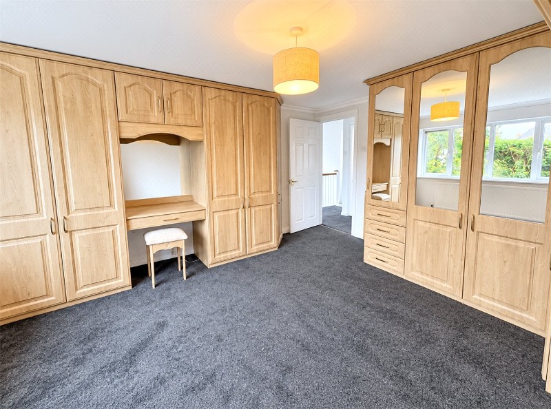 Holmsdale Close, Westcliff-on-Sea, Essex, SS0