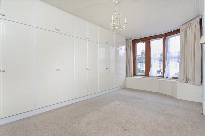 Riverway, London, N13