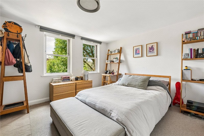 Albion Road, London, N16