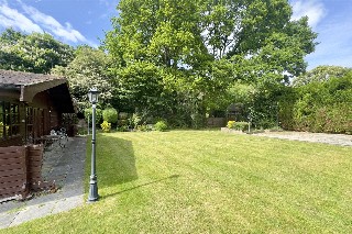 Lakeside Drive, Stoke Poges, Bucks, SL2