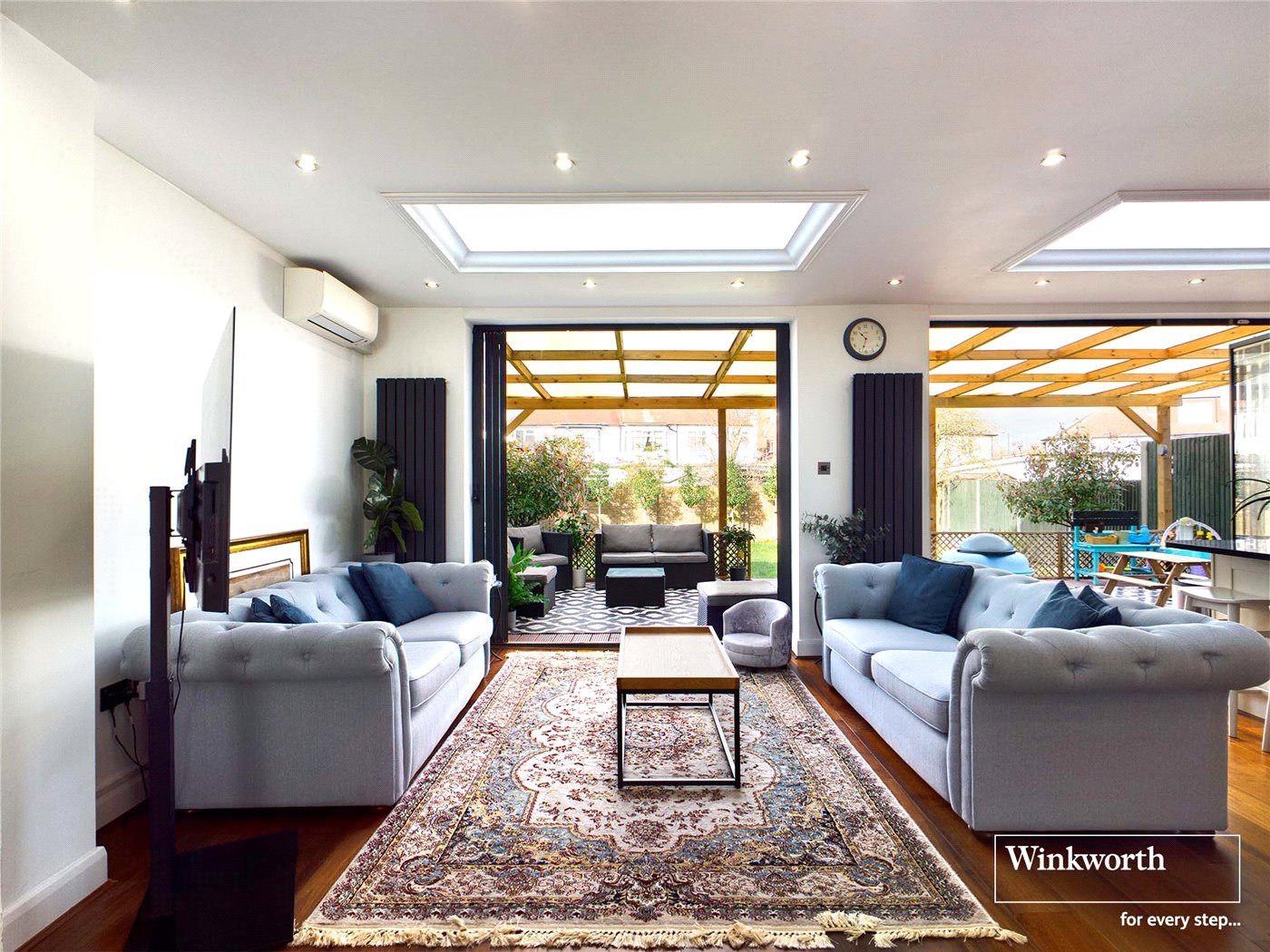 Formal Lounge