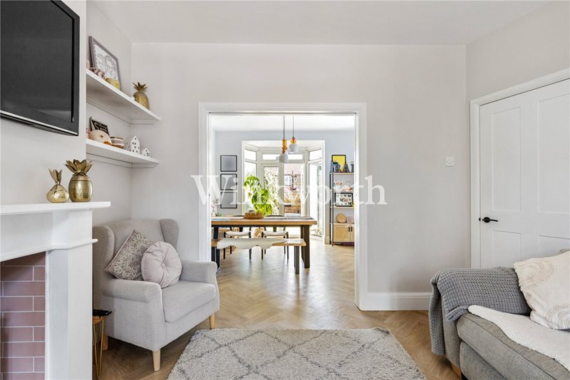 The Larches, London, N13