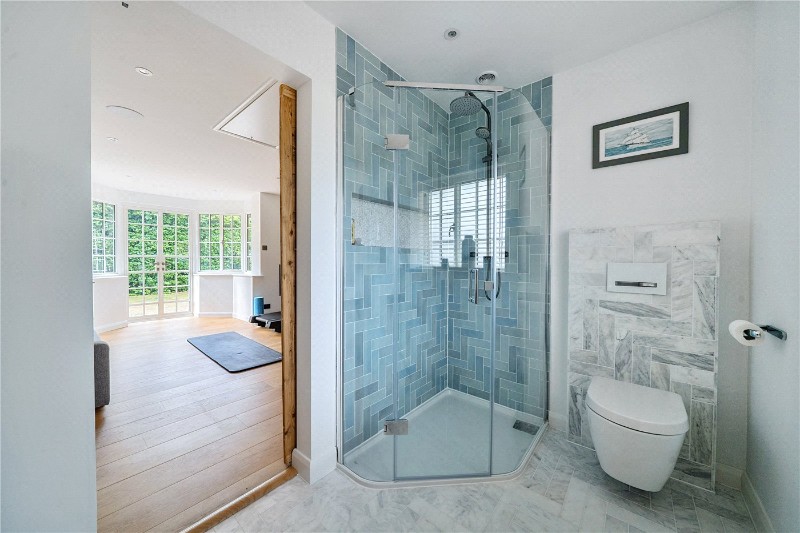 Crooksbury Road, Farnham, Surrey, GU10