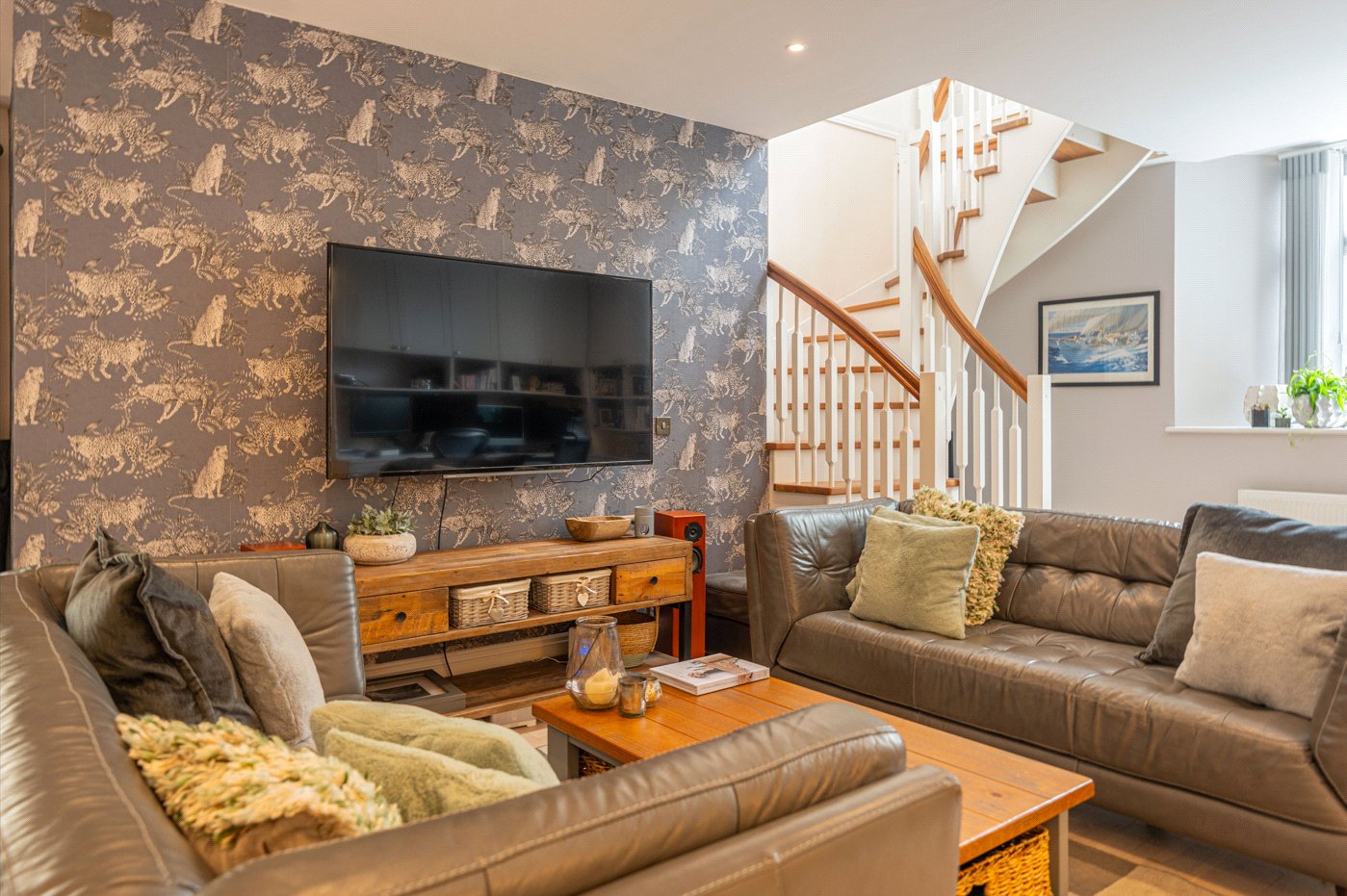 Sitting Room To Stai