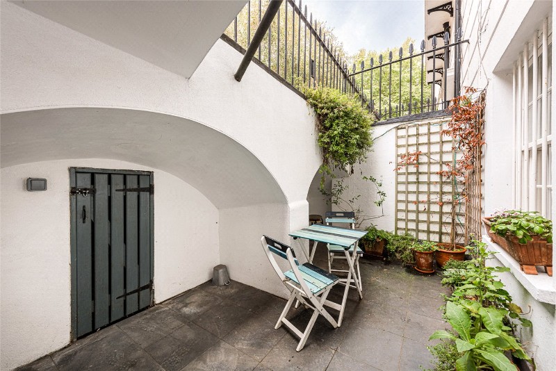 Aylesford Street, London, SW1V