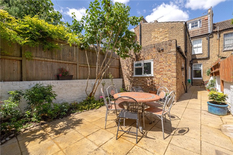 Chaldon Road, London, SW6