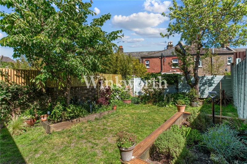 Eade Road, London, N4
