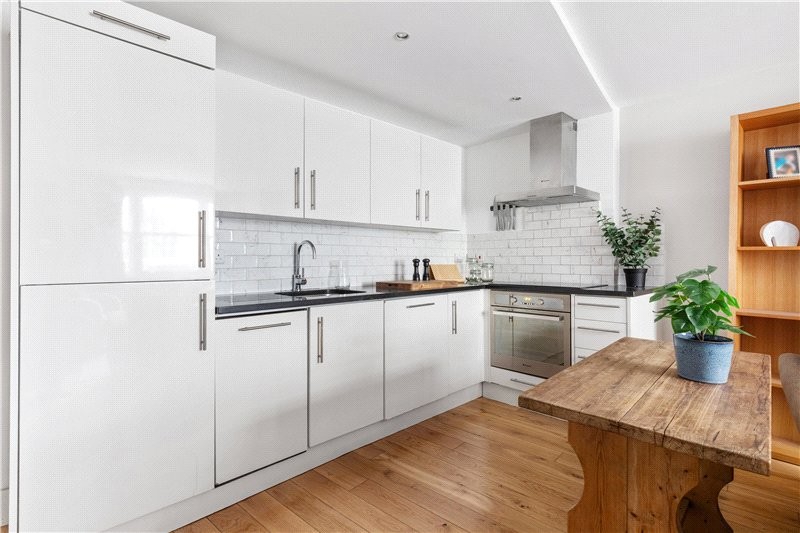 Kennington Road, London, SE11