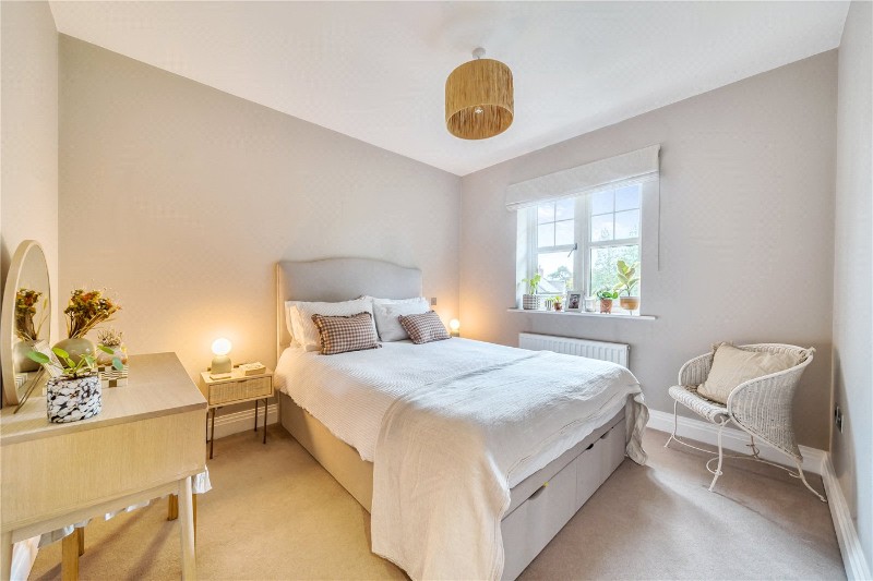 Nettlecombe Close, Farnham, Surrey, GU9