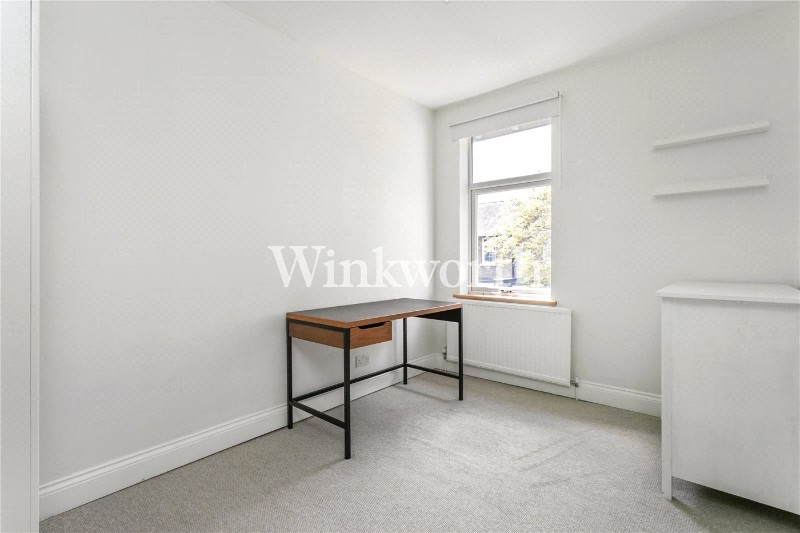 Waltheof Avenue, Tower Gardens, London, N17