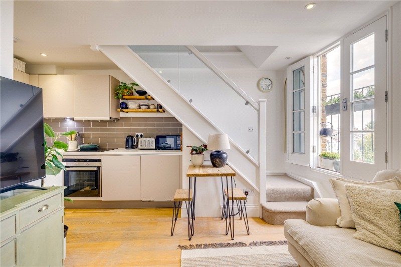 Parsons Green Lane, London, SW6