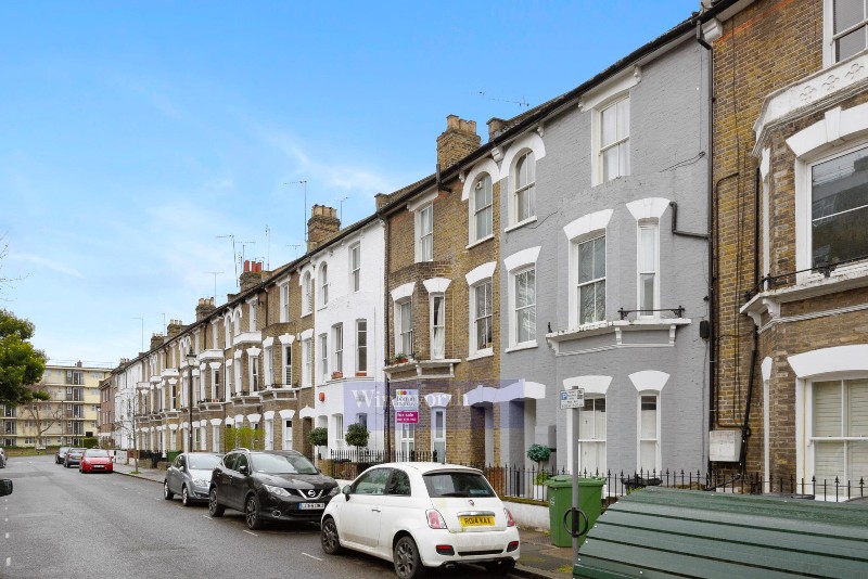 Meadow Road, London, UK, SW8