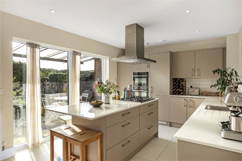 Complin Place, Winchester, Hampshire, SO22