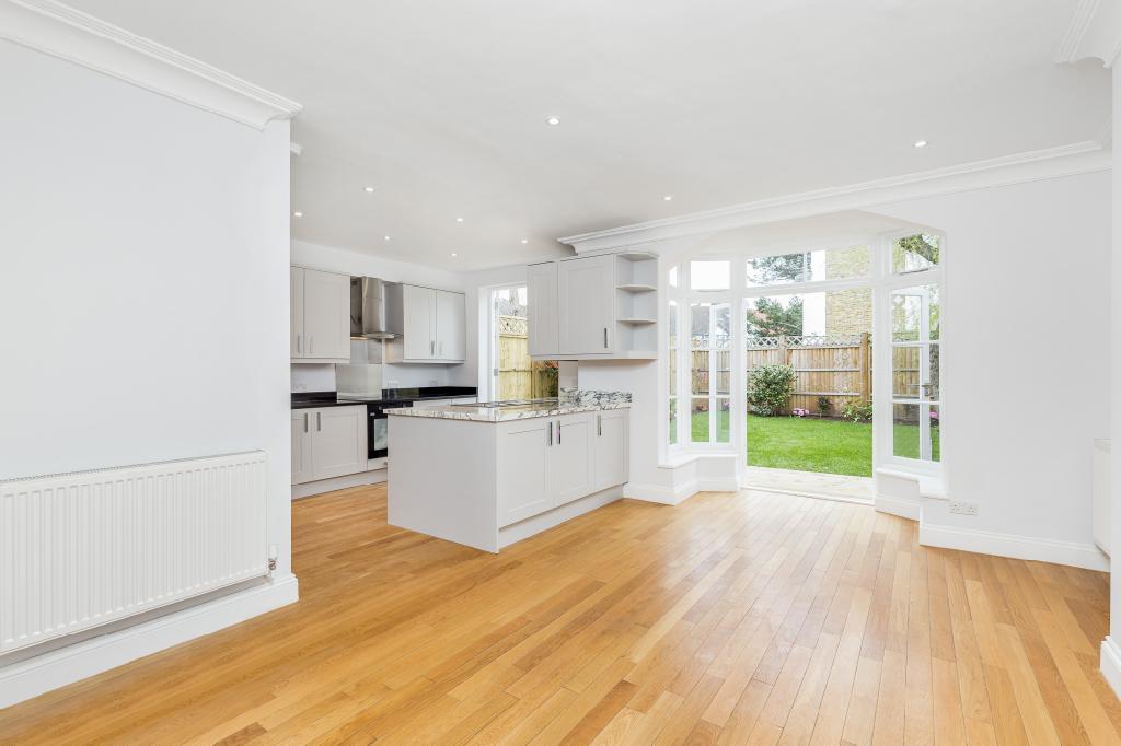 Kitchen/Reception
