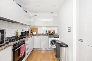 Enfield Road, London, N1