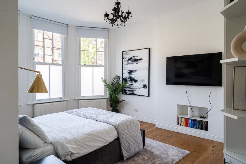 Telford Avenue, London, SW2