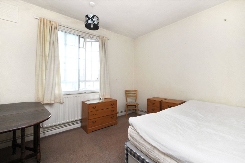 Linden Court, Frithville Gardens, London, W12