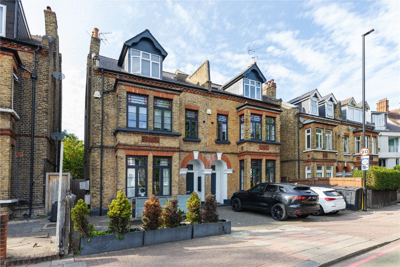 West Hill, London, SW15