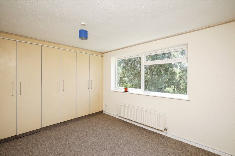 Tring Avenue, London, W5