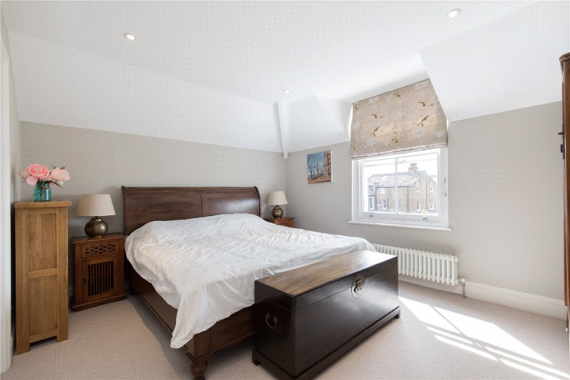 Rossdale Road, London, SW15