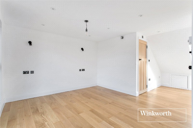 Claigmar Gardens, Finchley, London, N3