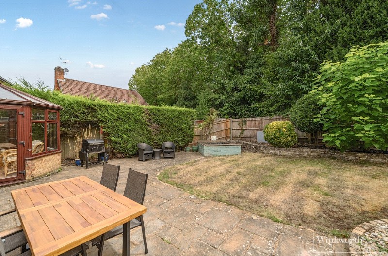 Drayhorse Drive, Bagshot, Surrey, GU19