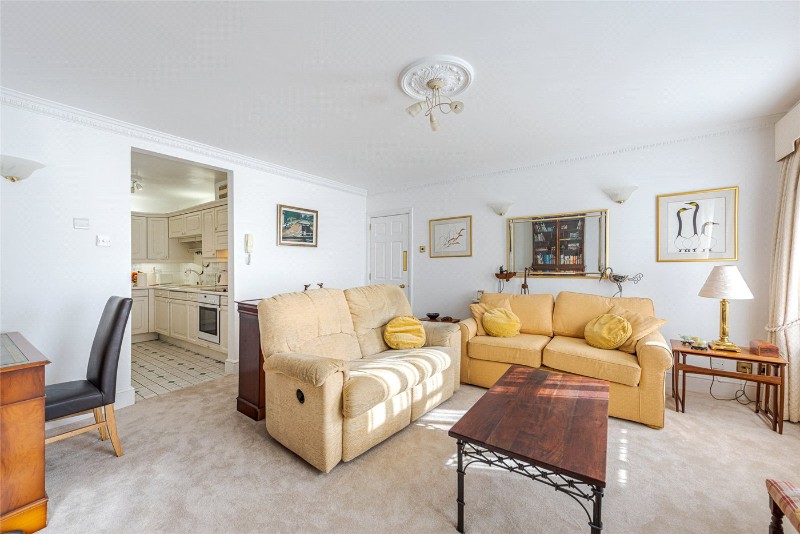 Lindsay Square, London, SW1V