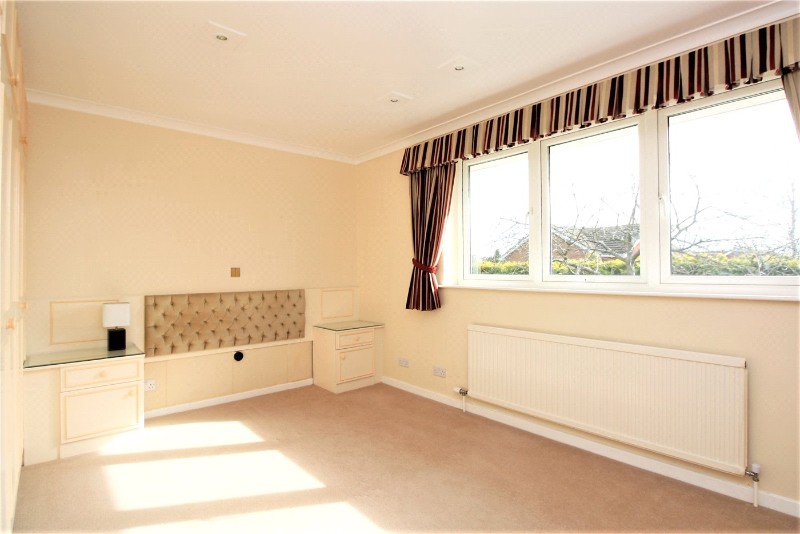Old Farm Close, Knotty Green, Beaconsfield, HP9