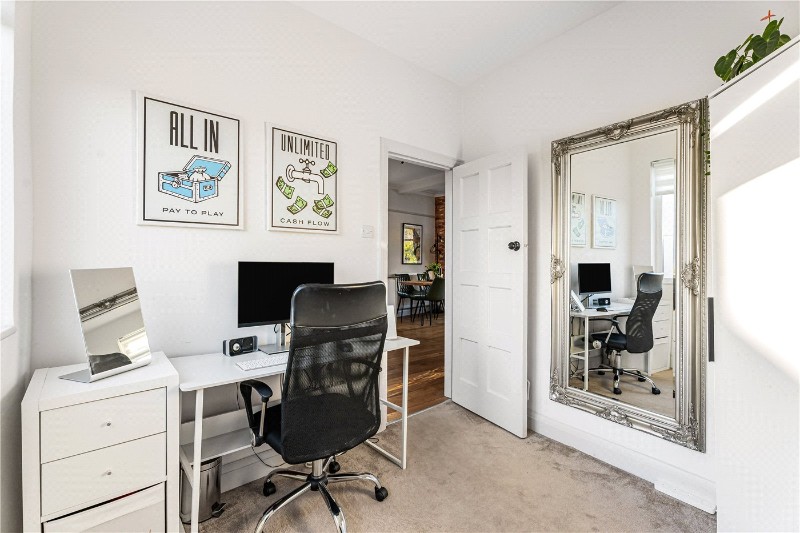 East End Road, Finchley, London, N3