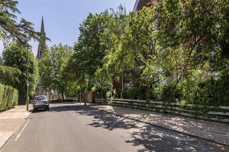 Putney Heath Lane, London, SW15