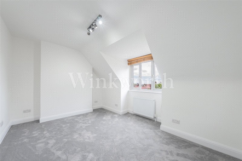 Ravenscroft Avenue, London, NW11