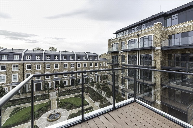 Renaissance Square Apartments, Palladian Gardens, London, W4