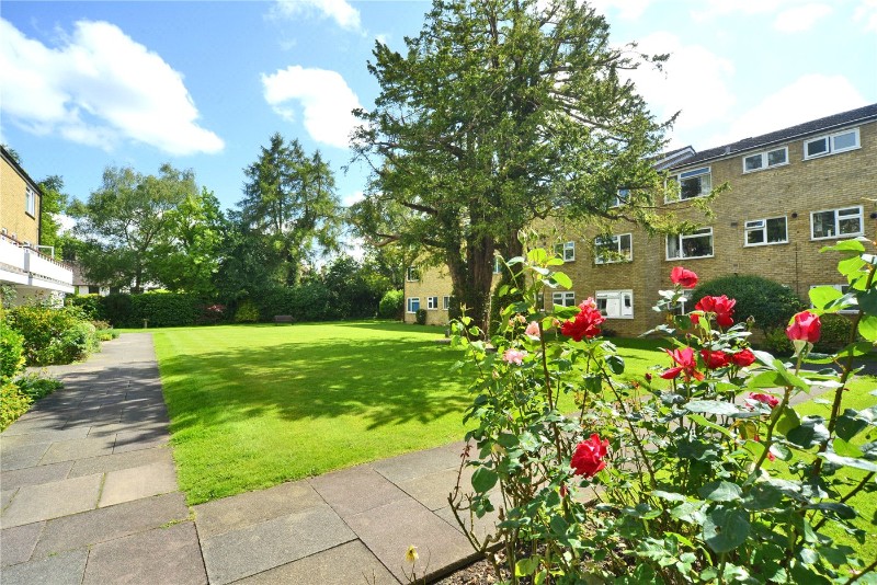 Woodmansterne Lane, Banstead, Surrey, SM7