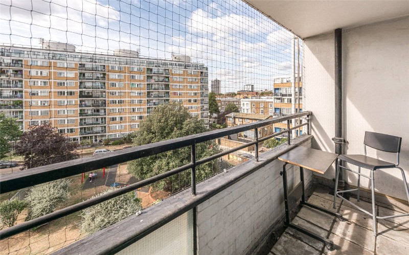 Churchill Gardens, London, SW1V