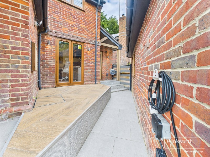 Dewe Lane, Burghfield, Reading, Berkshire, RG30