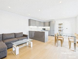 Flagstaff Road, Green Park, Reading, Berkshire, RG2