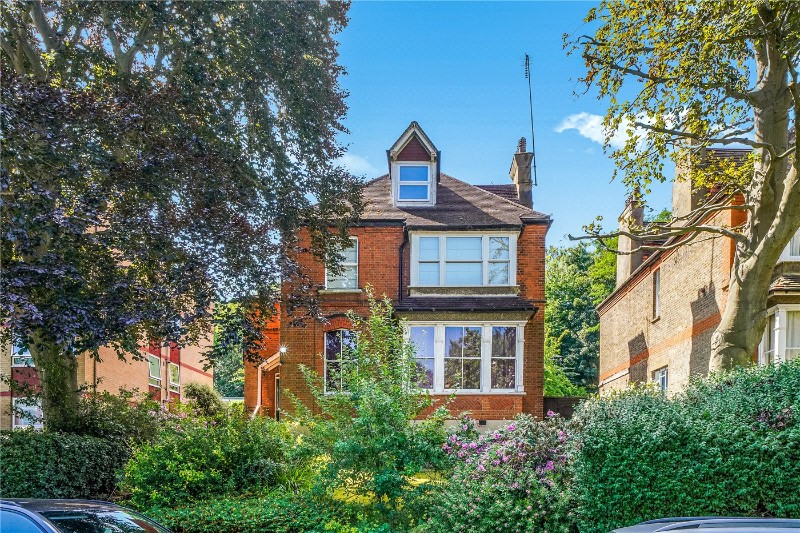 Avenue Road, London, N6