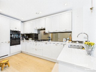 Sunapee Road, Reading, Berkshire, RG2
