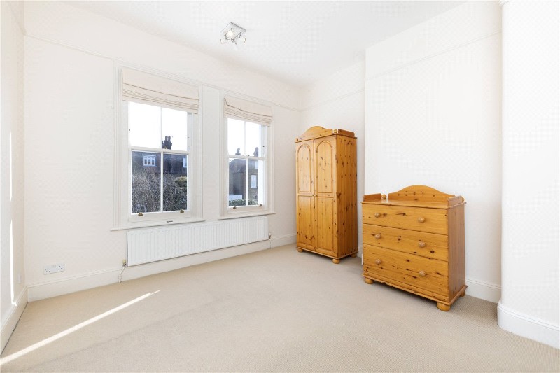 Holroyd Road, London, SW15