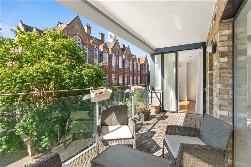 Boundary Lane, London, SE17