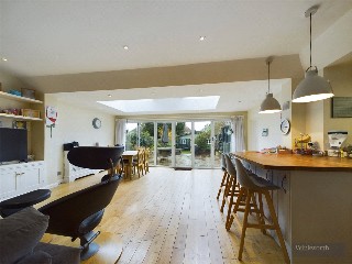 Beresford Avenue, Surbiton, KT5