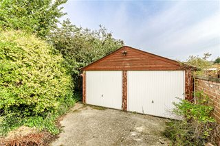 Elmhurst Avenue, Spinney Hill, Northampton, NN3
