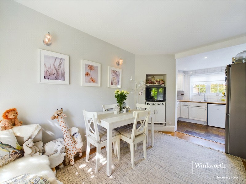 Roe End, Kingsbury, London, NW9