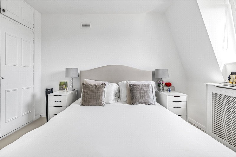 Crookham Road, London, SW6
