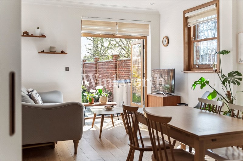 Boundary Road, London, N22