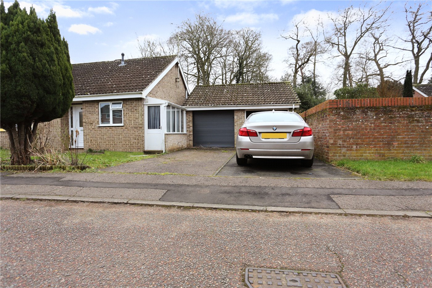 Garage/Parking