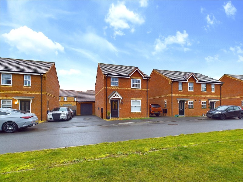 Swordfish Avenue, Southam, Warwickshire, CV47